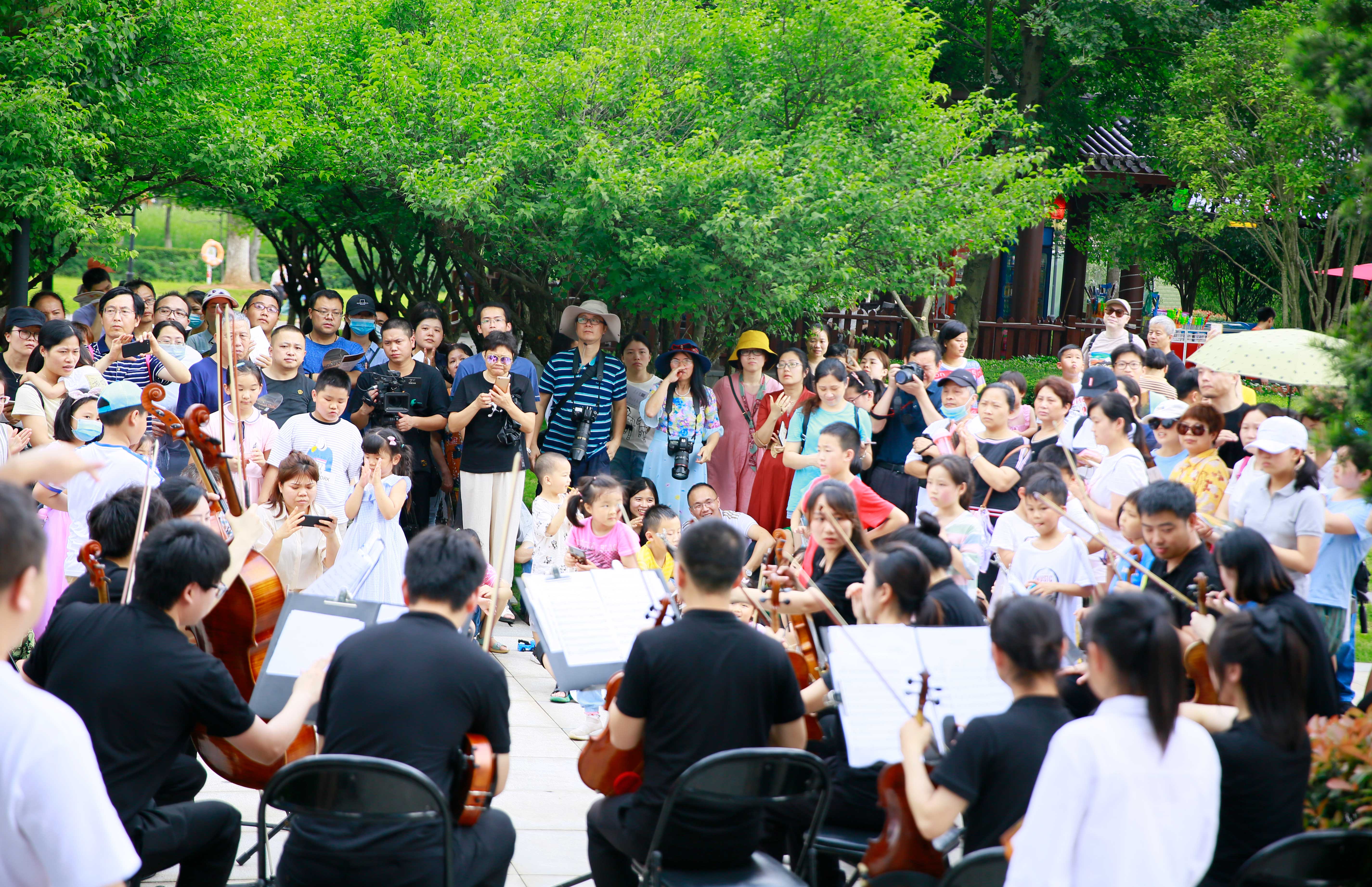 仲夏，长沙交响乐团在洋湖湿地奏响自然乐章
